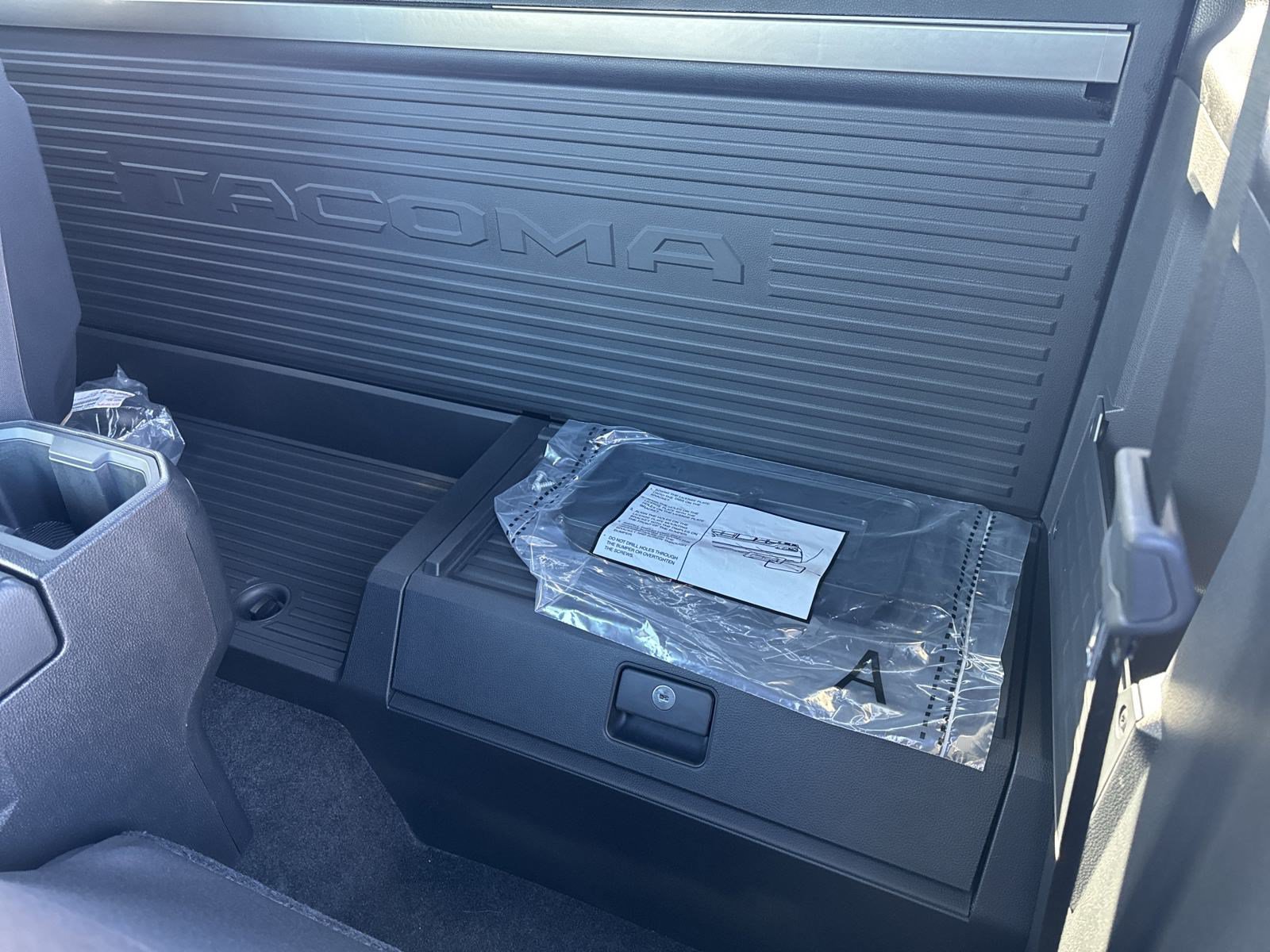 New 2024 Toyota Tacoma SR w/ Towing Package RWD image 23