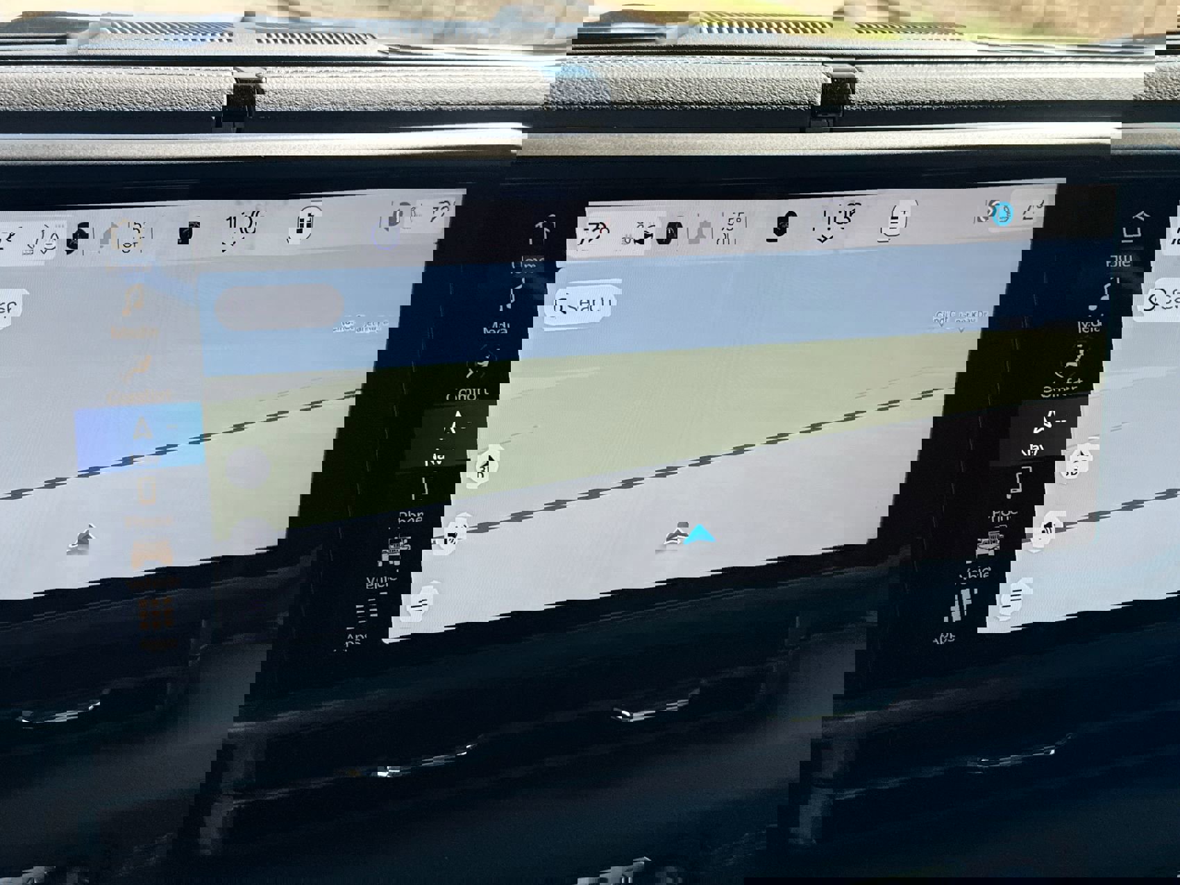 Used 2025 Jeep Gladiator Mojave image 18