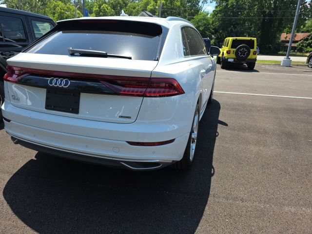 Used 2022 Audi Q8 Premium AWD/4WD image 20