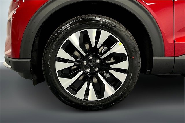 New 2026 Ford Explorer Platinum image 12