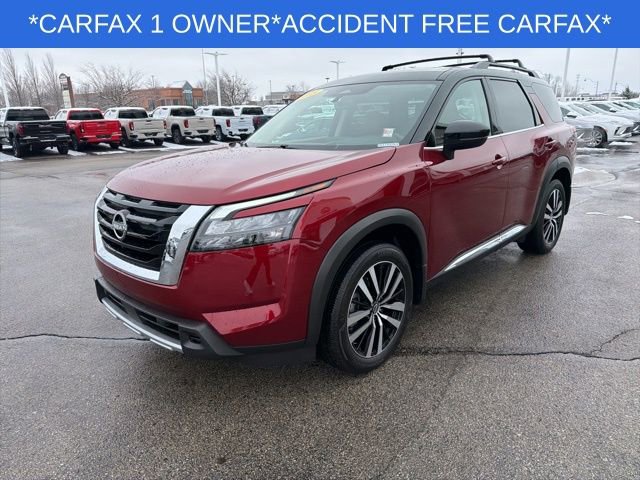 Used 2025 Nissan Pathfinder Platinum image 5