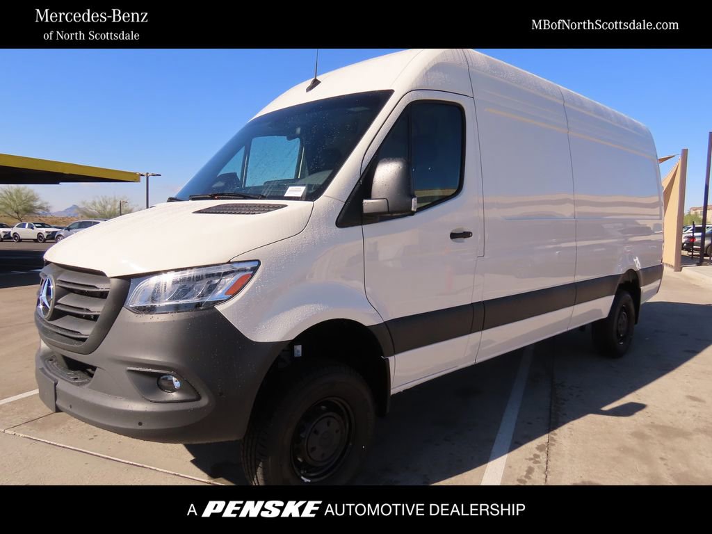 Used 2025 Mercedes-Benz Sprinter 2500 image 1