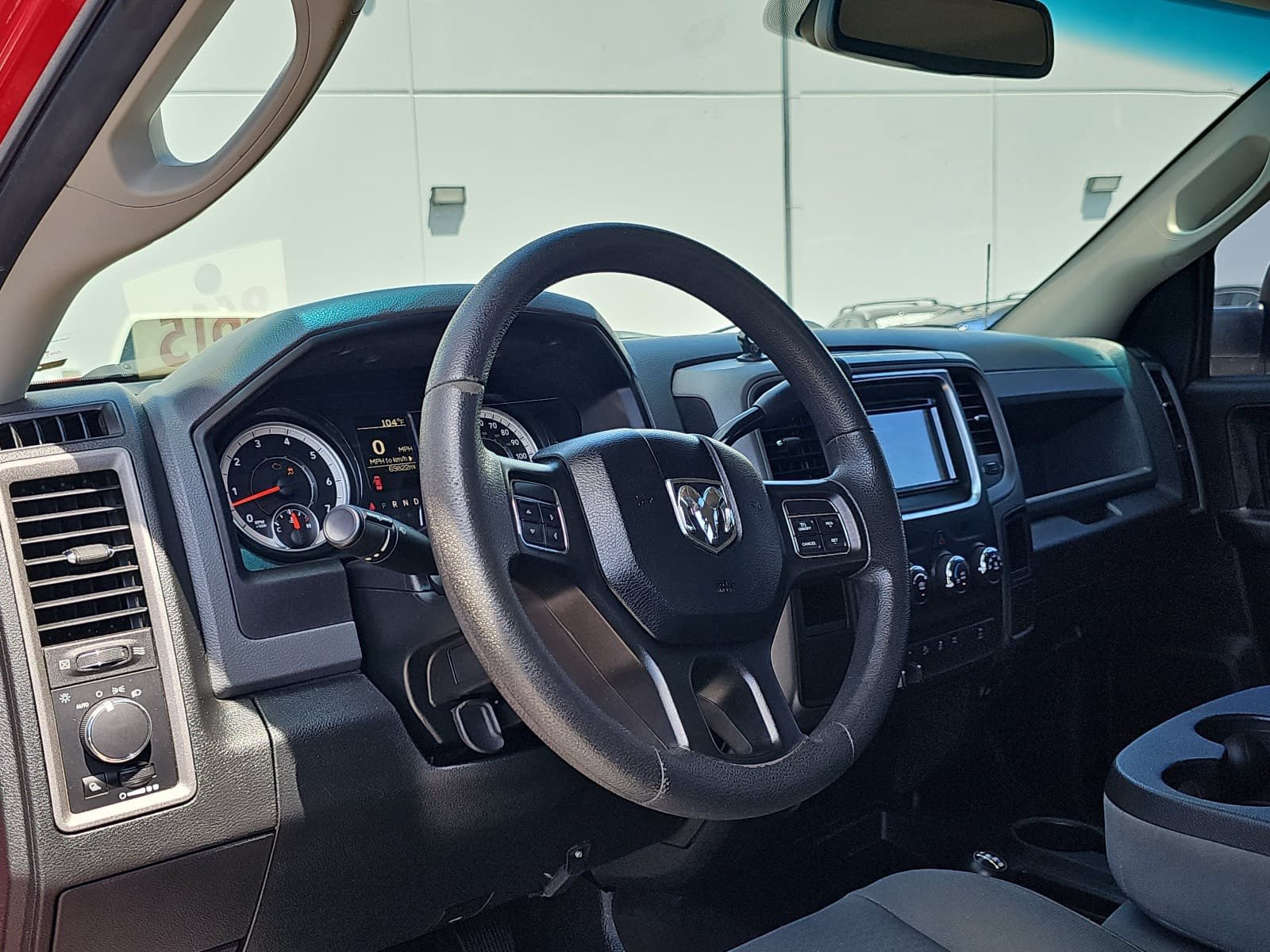 Used 2018 RAM 2500 Tradesman w/ Chrome Appearance Group AWD/4WD image 14