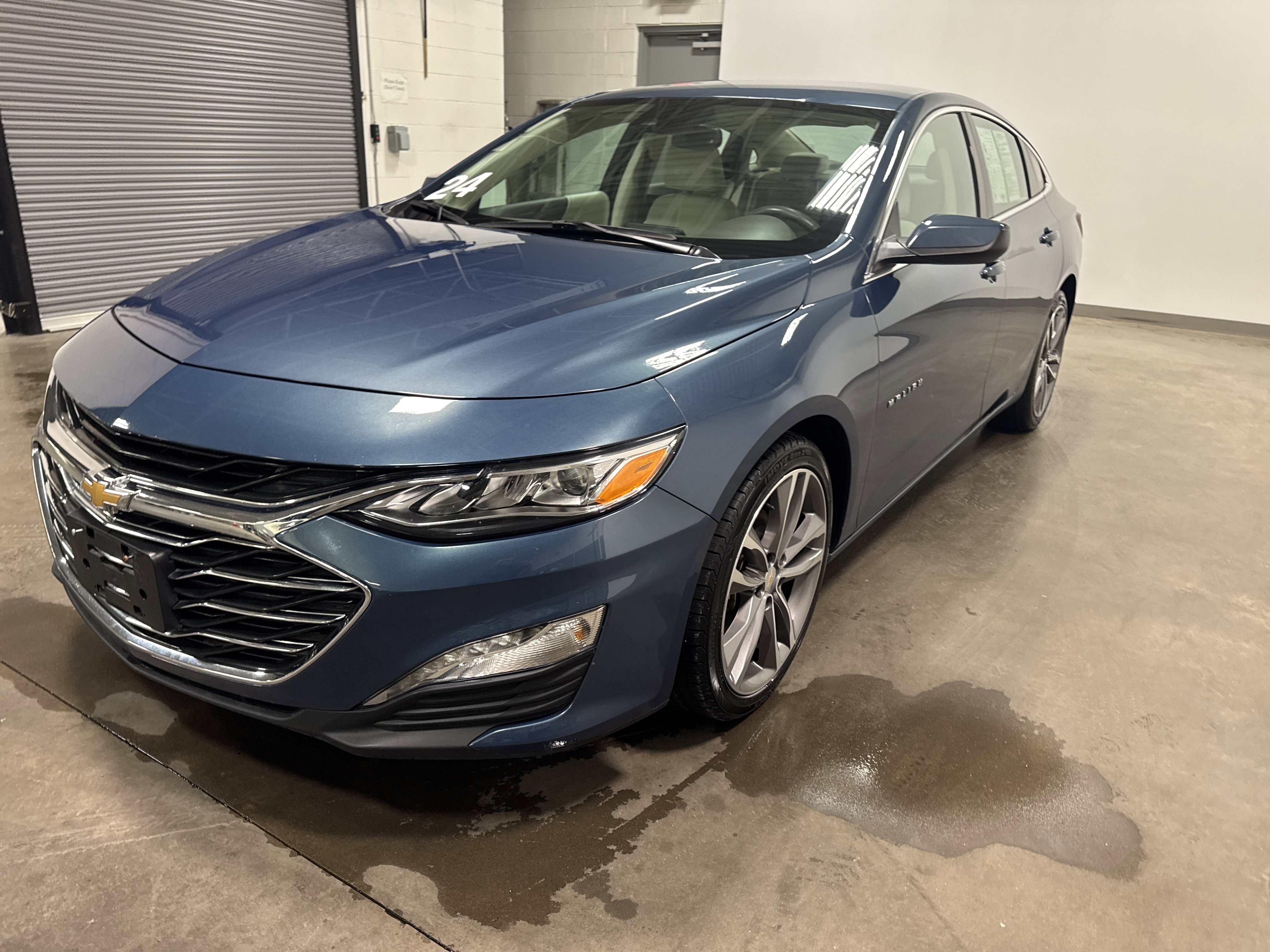 Used 2024 Chevrolet Malibu LT image 12