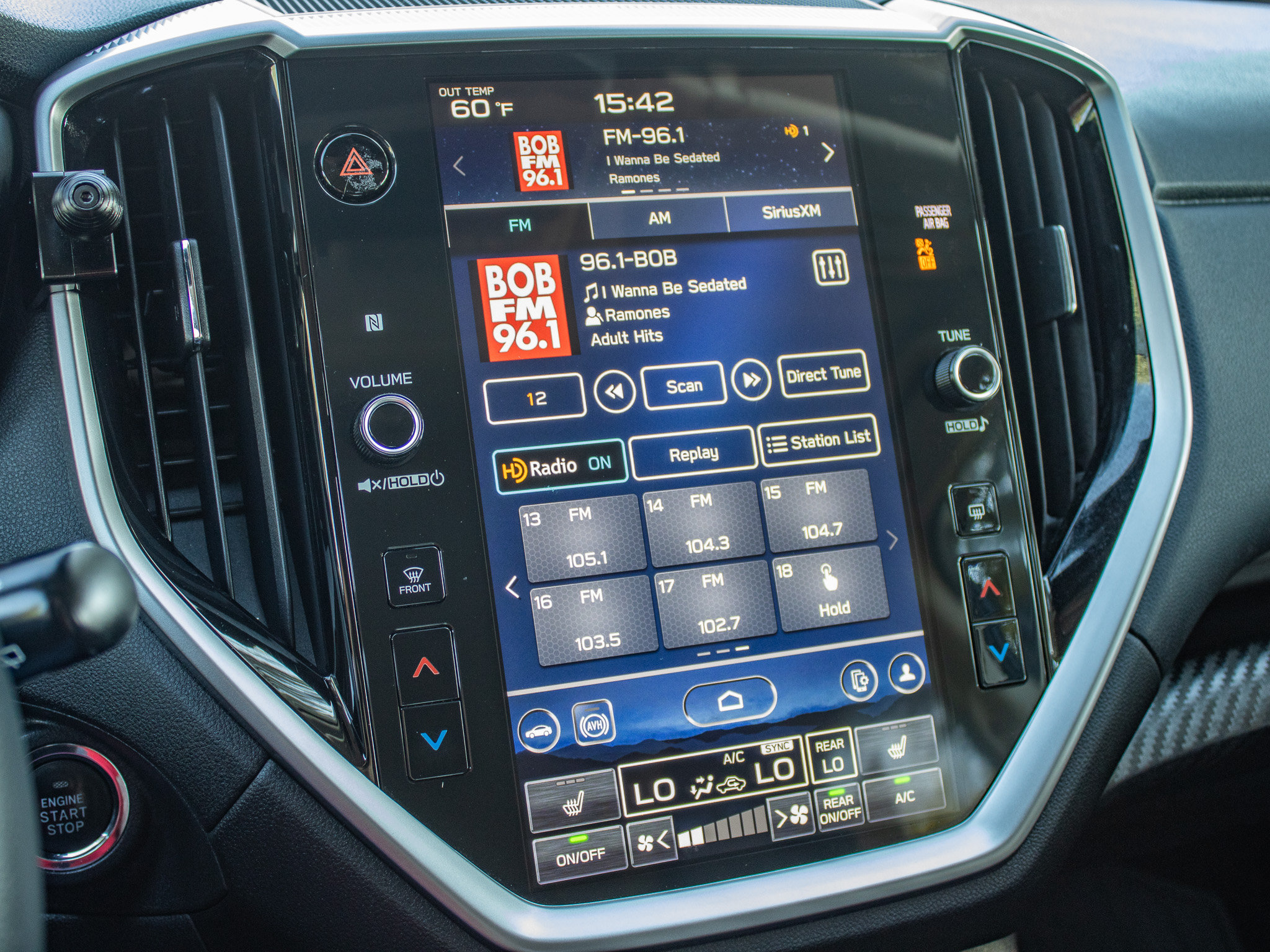 Used 2023 Subaru Ascent Premium w/ Convenience Package AWD/4WD image 37