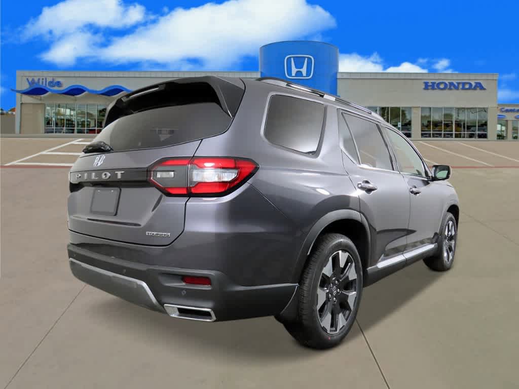 New 2026 Honda Pilot Touring image 5