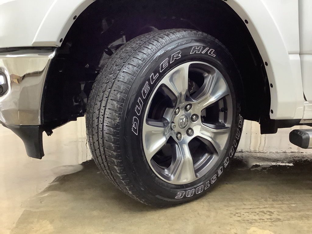 Used 2020 RAM 1500 Laramie AWD/4WD image 27