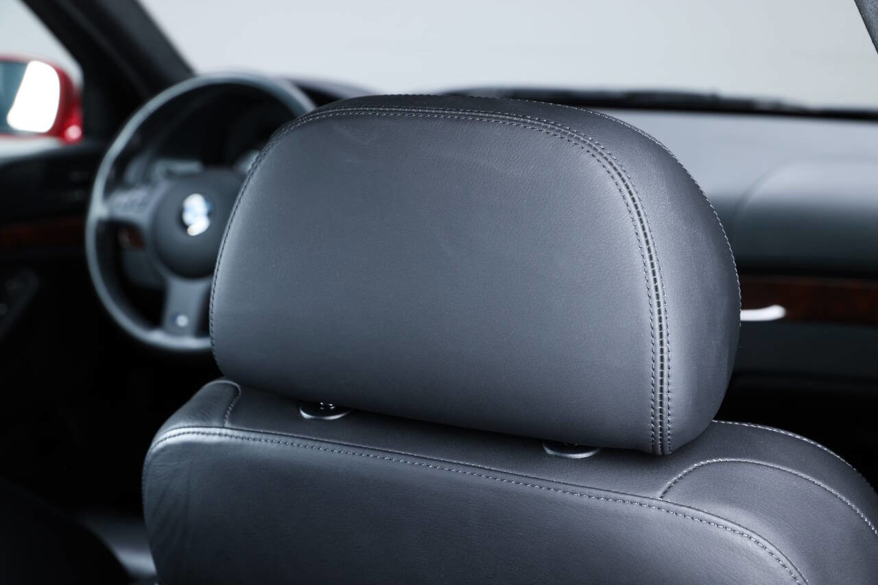 Used 2003 BMW M5 image 83