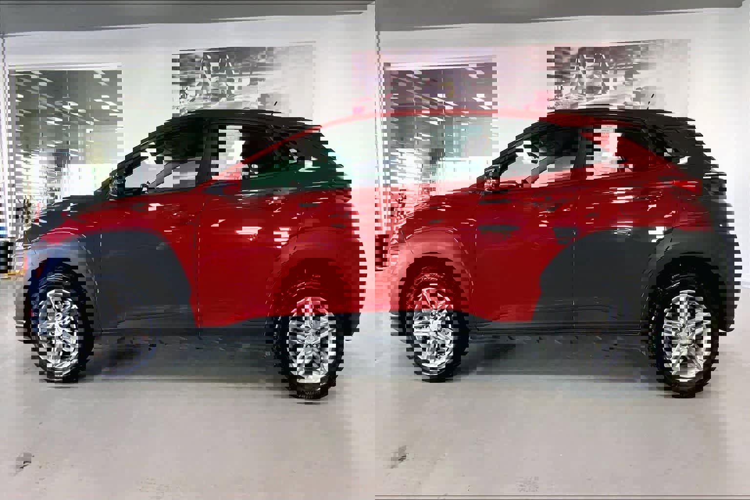 Used 2019 Hyundai Kona SE image 3