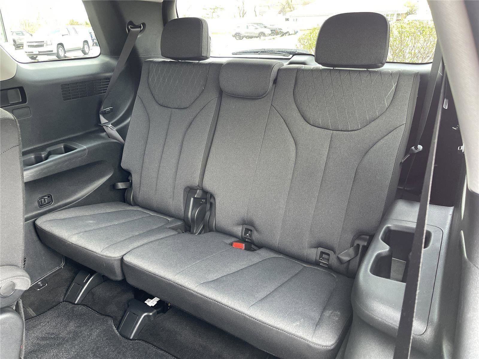 Used 2022 Hyundai Palisade SEL image 37