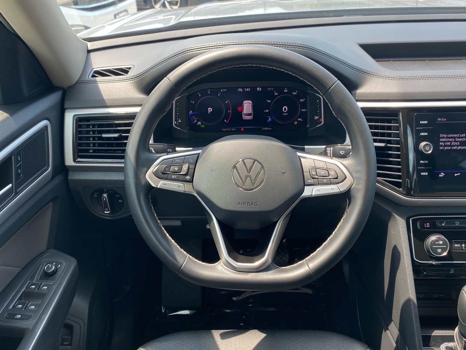Used 2023 Volkswagen Atlas SE w/ Panoramic Sunroof Package AWD/4WD image 6