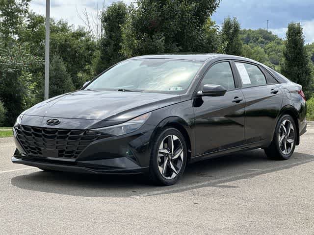 Used 2023 Hyundai Elantra SEL w/ Convenience Package FWD image 1