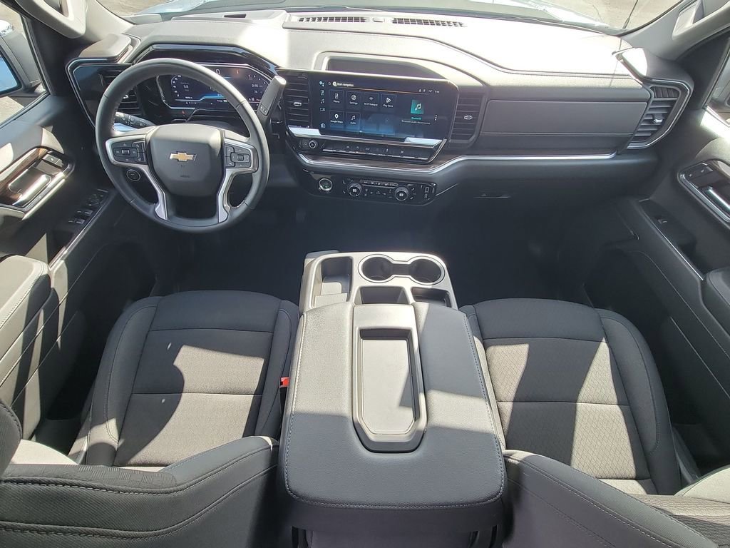Used 2024 Chevrolet Silverado 1500 LT AWD/4WD image 19