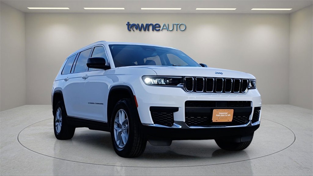 Used 2023 Jeep Grand Cherokee L Laredo image 7