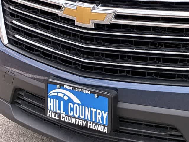 Used 2022 Chevrolet Traverse LT w/ LPO, Cargo Package FWD image 12