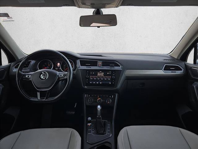 Used 2018 Volkswagen Tiguan SE FWD image 15