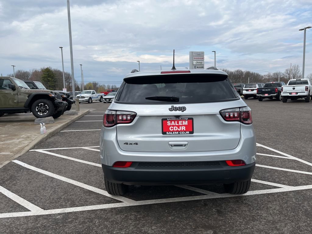 New 2025 Jeep Compass Latitude w/ Convenience Group image 7