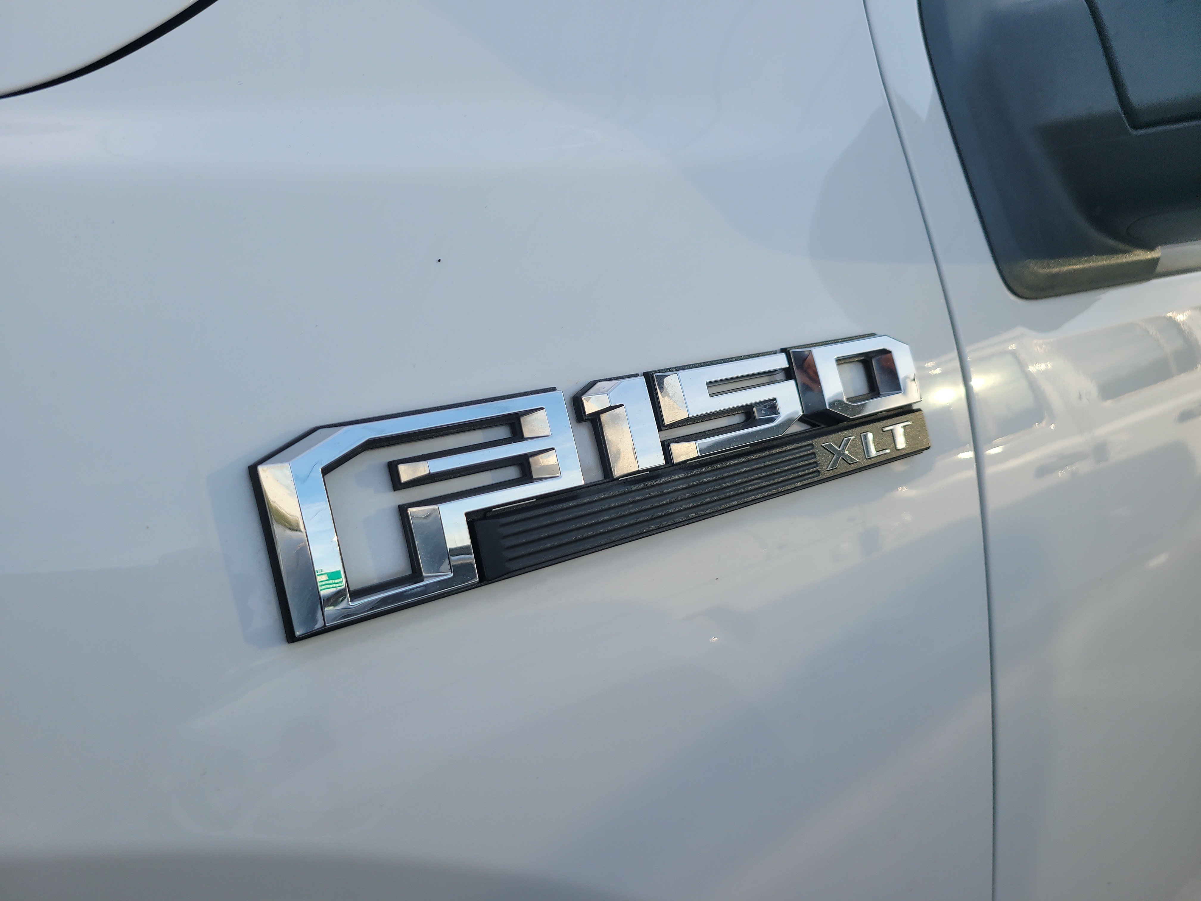 Used 2018 Ford F150 XLT w/ Trailer Tow Package AWD/4WD image 9