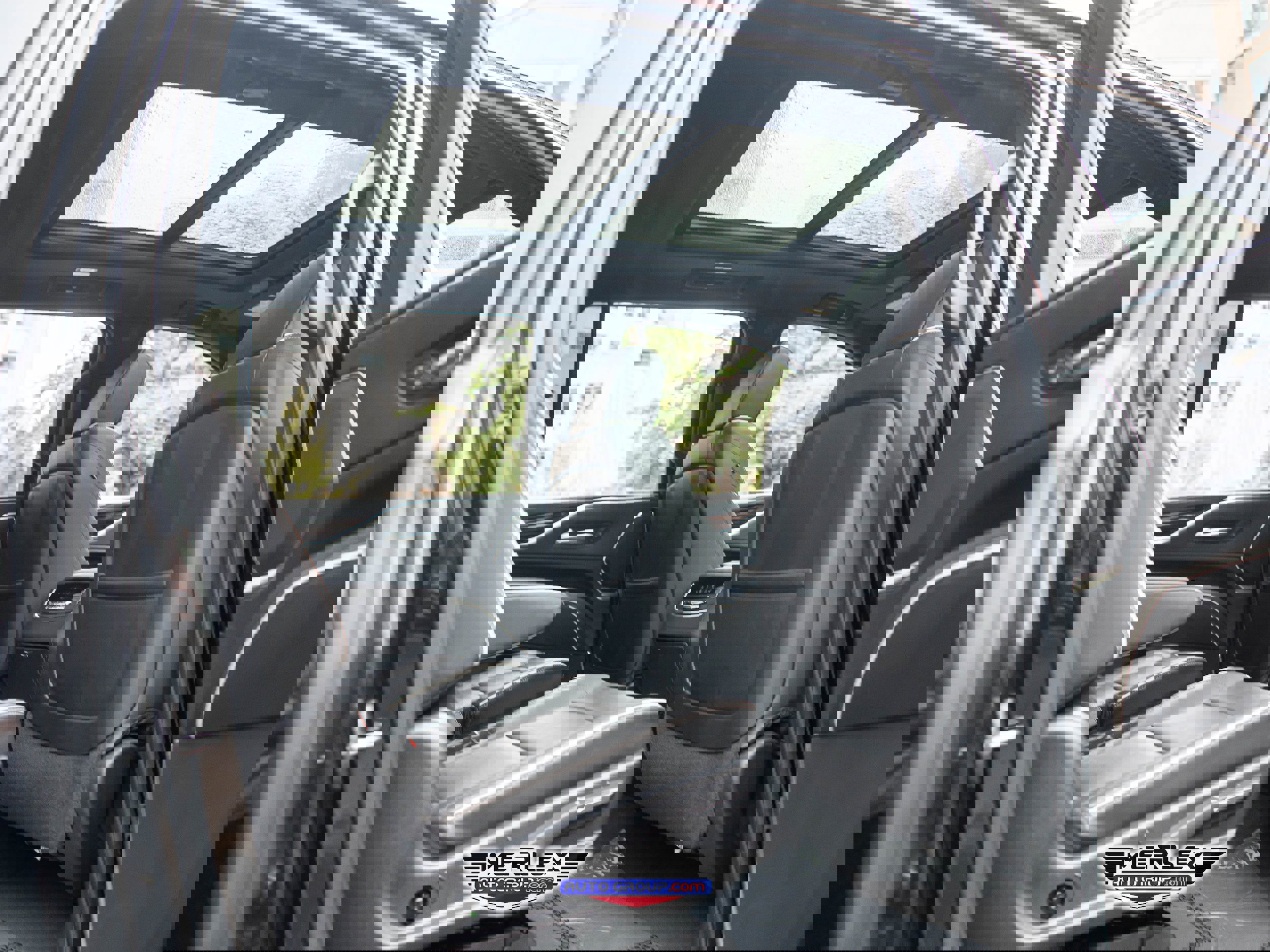 Used 2022 Cadillac Escalade ESV Premium Luxury image 19