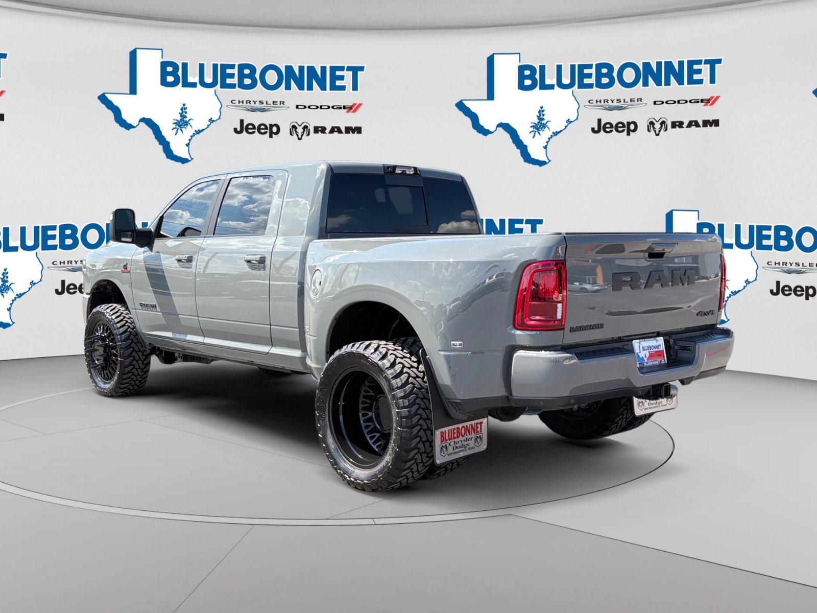 Used 2026 RAM 3500 Laramie w/ Night Edition AWD/4WD image 7