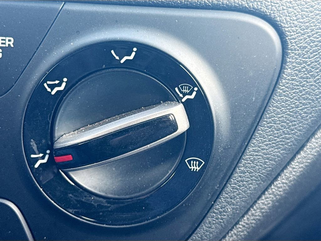 Used 2022 Hyundai Accent SE image 22