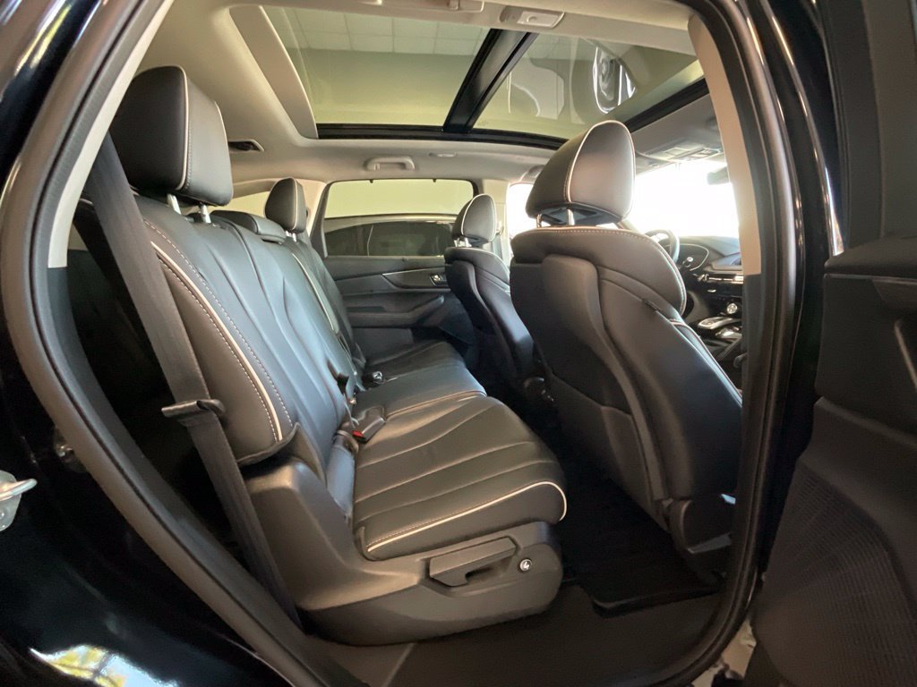 Certified 2024 Acura MDX w/ Advance Package AWD/4WD image 23