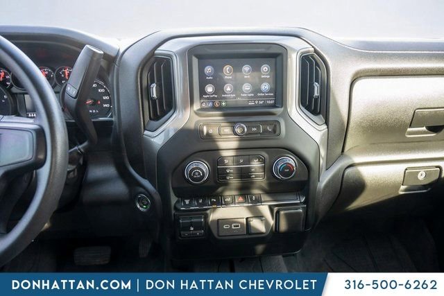 Used 2024 Chevrolet Silverado 2500 Custom w/ Custom Value Package image 8