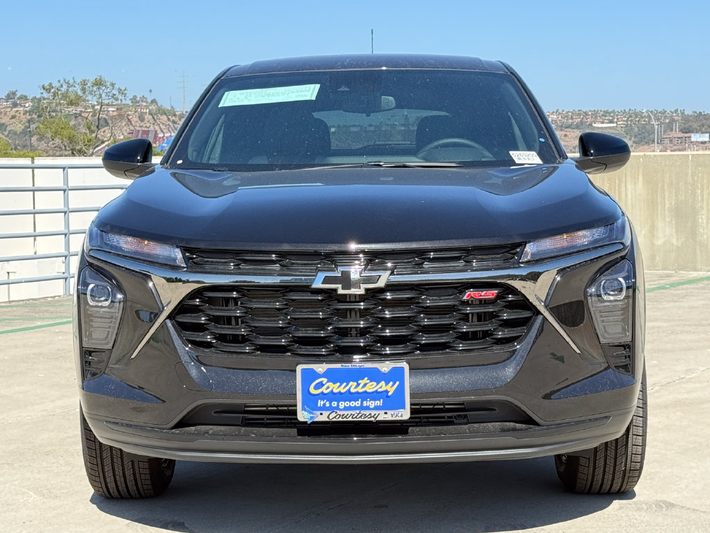 New 2026 Chevrolet Trax RS w/ Driver Confidence Package FWD image 4