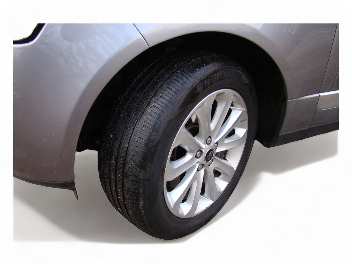 Used 2013 Land Rover Range Rover HSE image 34