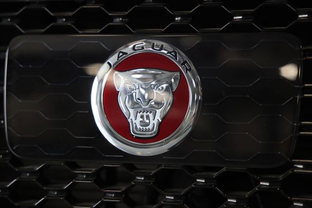 Used 2020 Jaguar F-PACE S AWD/4WD image 4