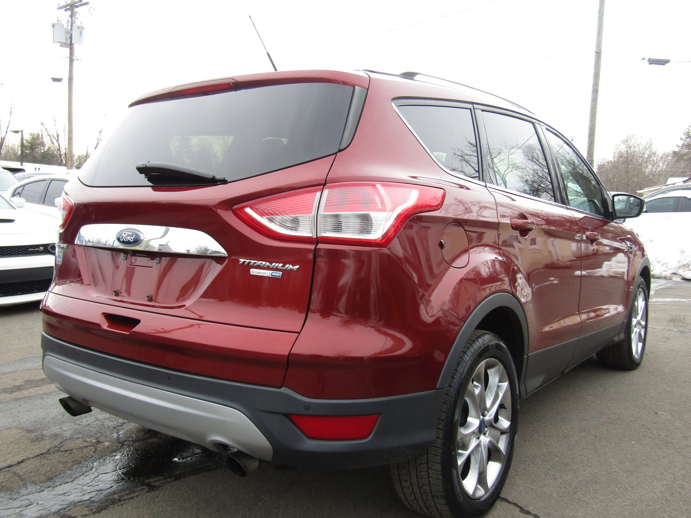 Used 2016 Ford Escape Titanium image 9