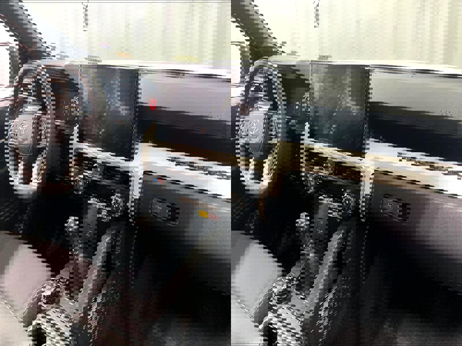 Used 2024 Toyota Tacoma TRD Off-Road w/ TRD Off Road Upgrade Package image 14