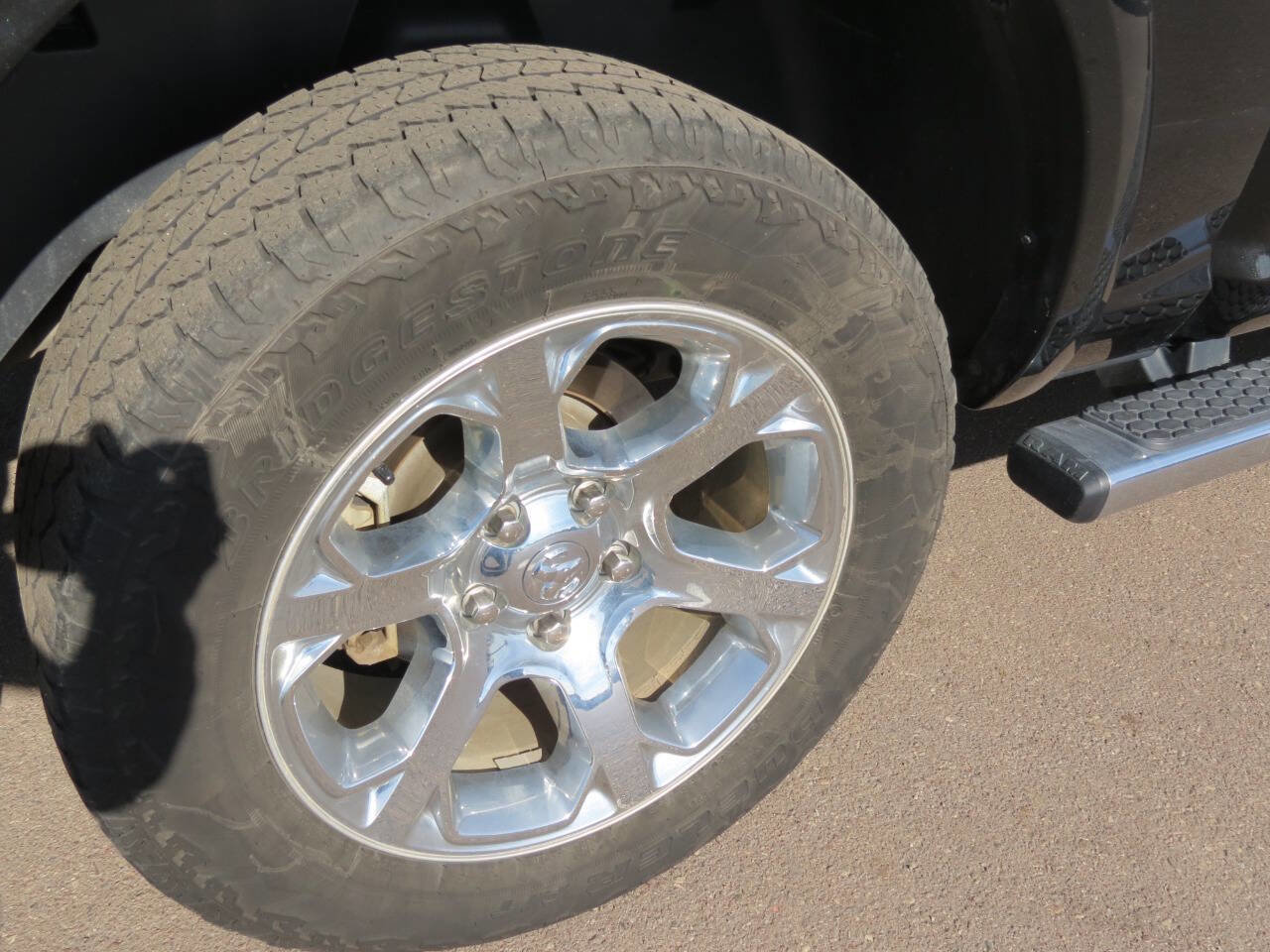 Used 2017 RAM 1500 Laramie w/ Convenience Group image 7