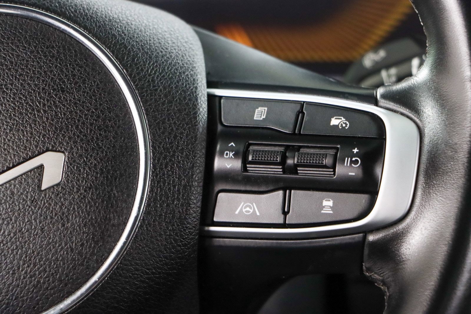 Used 2025 Kia K5 GT-Line w/ GT-Line Premium Package FWD image 14
