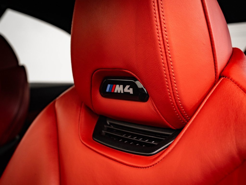 Used 2018 BMW M4 Convertible image 46