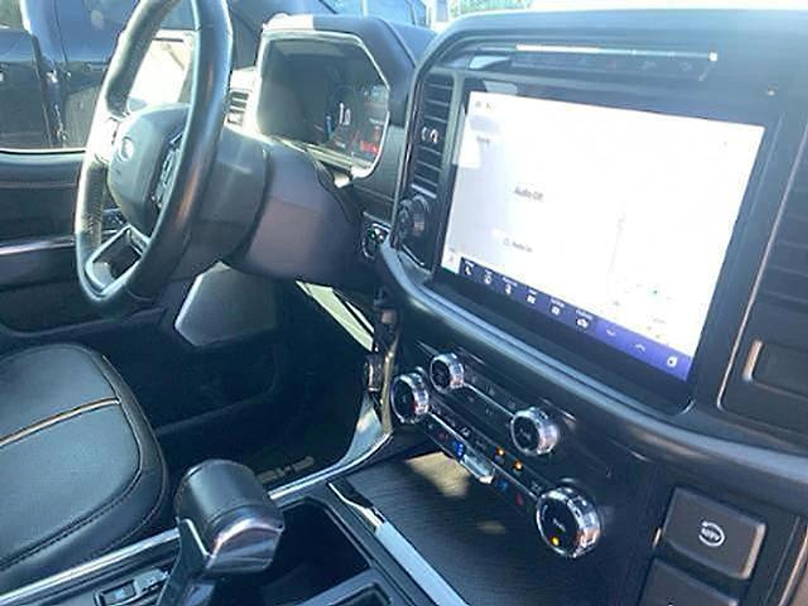 Used 2022 Ford F150 Platinum w/ Equipment Group 701A High image 17