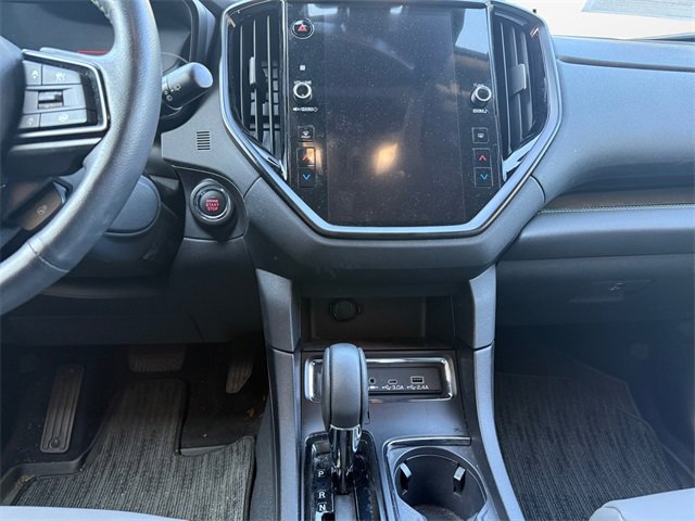 Used 2025 Subaru Ascent Onyx Edition w/ Onyx Package image 12