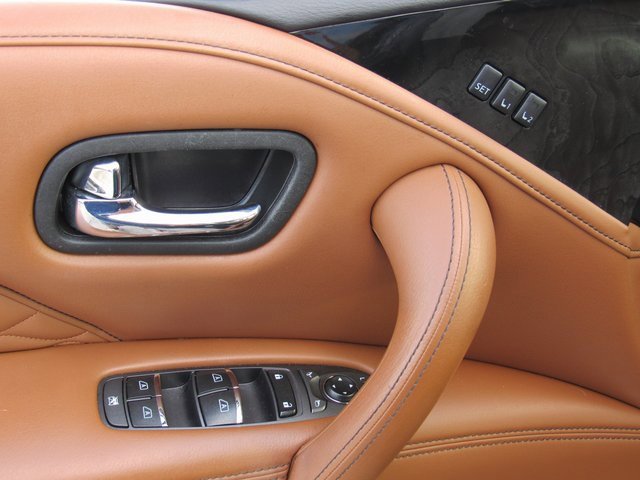 Used 2018 INFINITI QX80 2WD w/ Deluxe Technology Package image 18