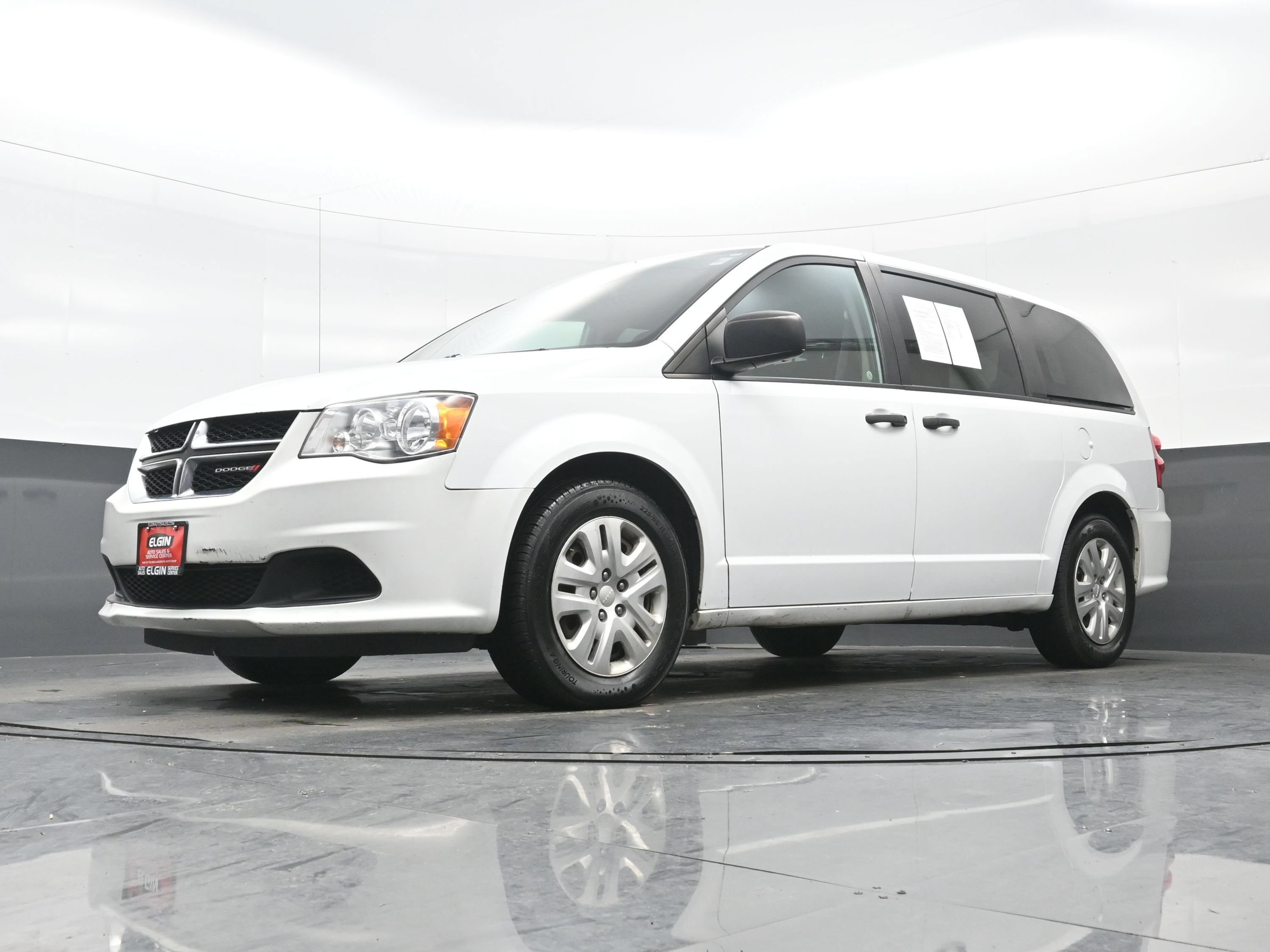 Used 2019 Dodge Grand Caravan SE w/ UConnect Hands-Free Group FWD image 23