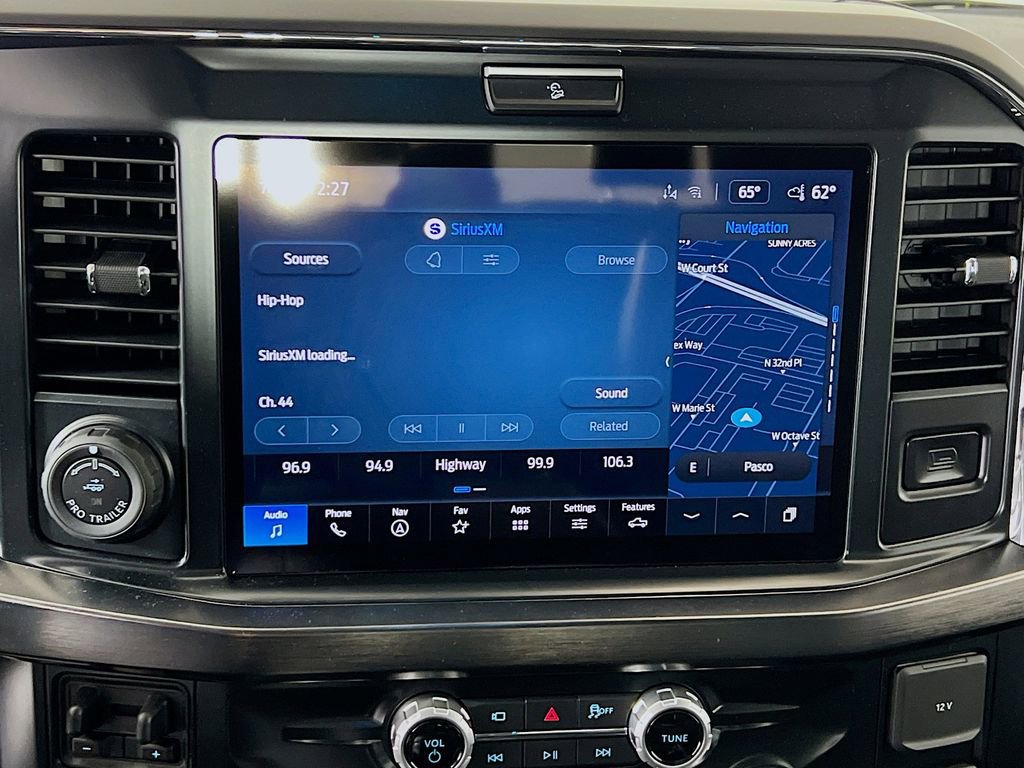 New 2026 Ford F250 Lariat w/ Black Appearance Package image 22