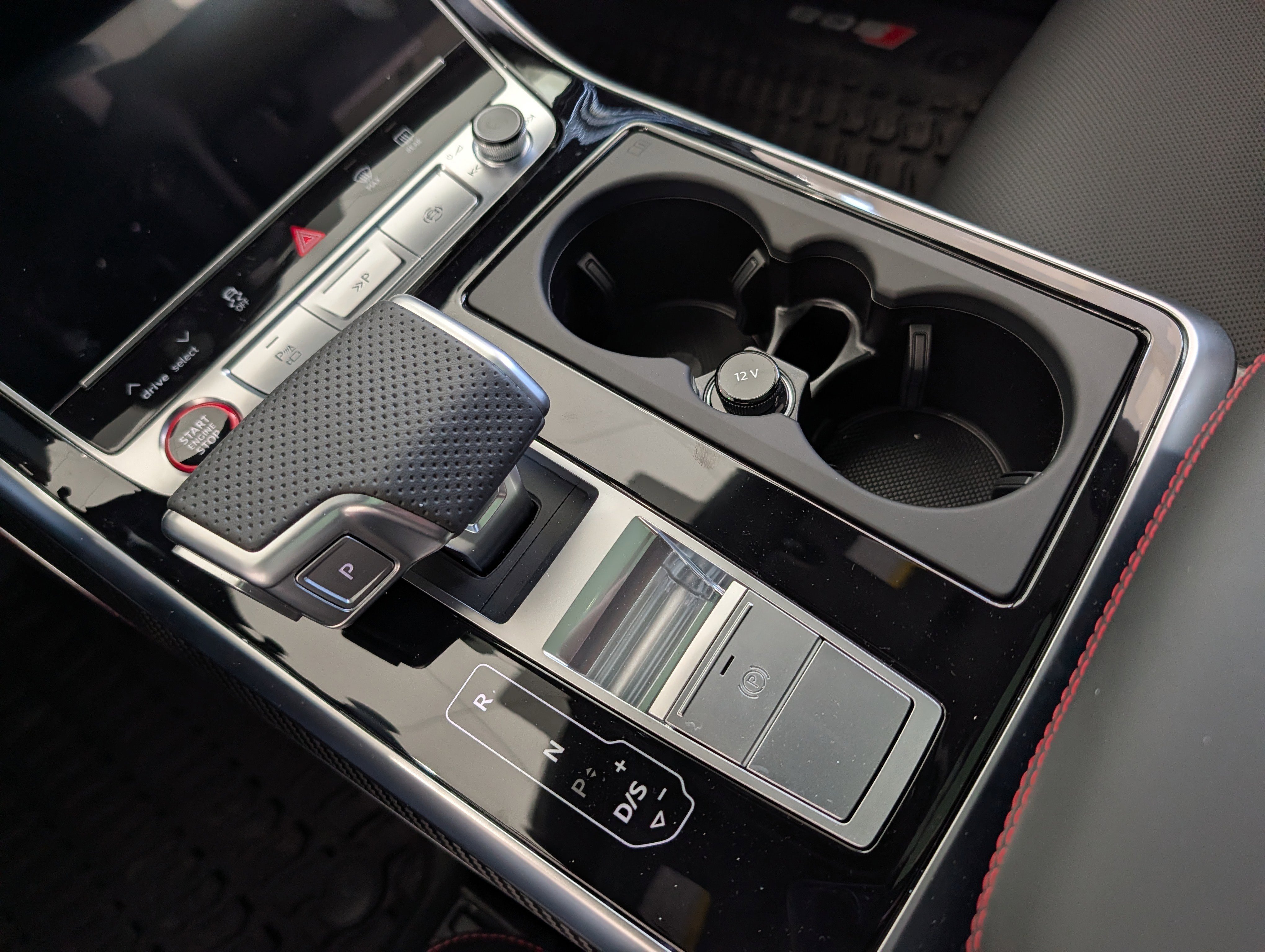 New 2026 Audi SQ8 Prestige image 12