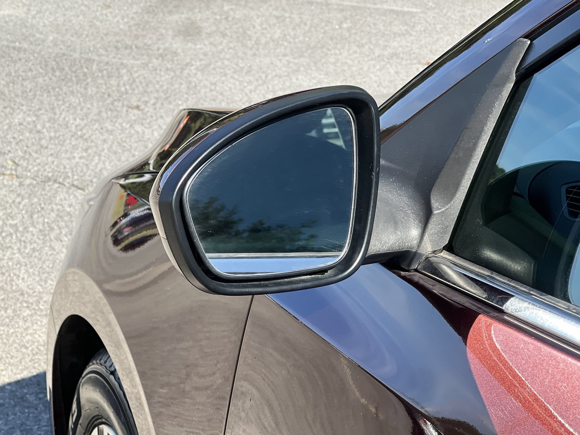 Used 2024 Nissan Sentra SV FWD image 27