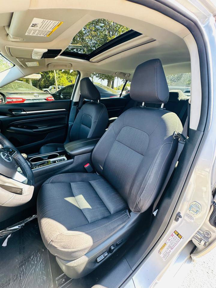 Used 2020 Nissan Altima 2.5 SV image 18