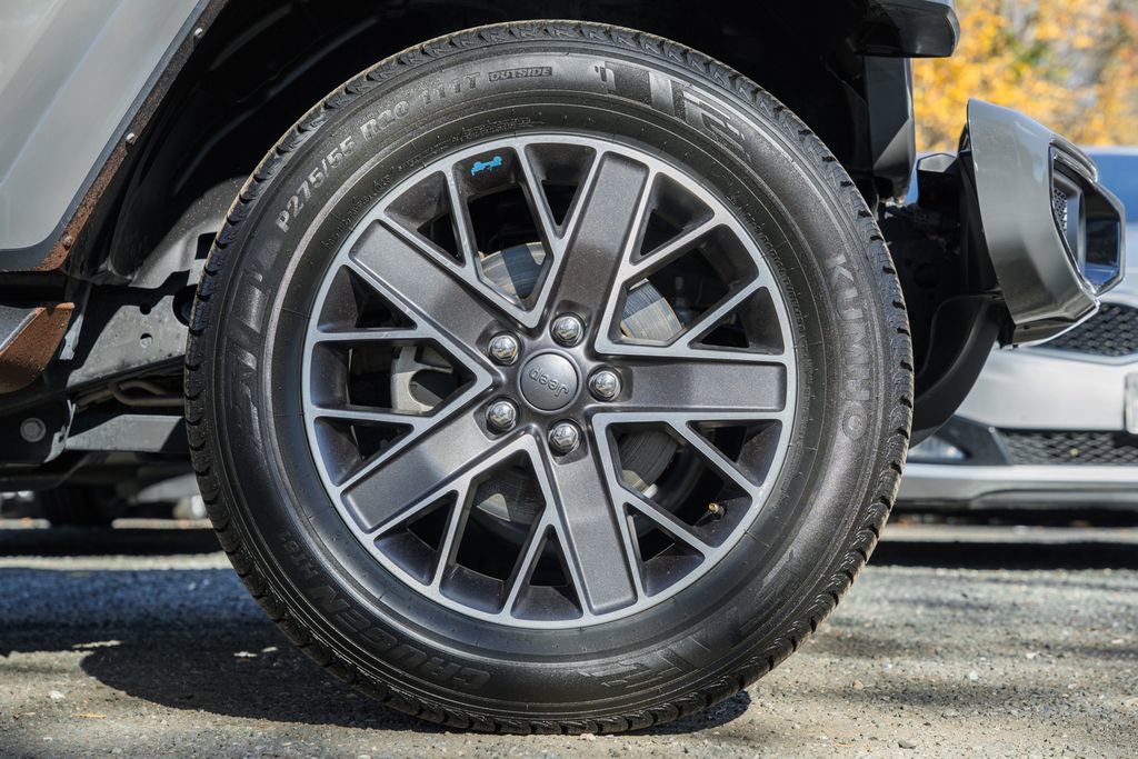 Used 2022 Jeep Wrangler Unlimited Sahara image 15