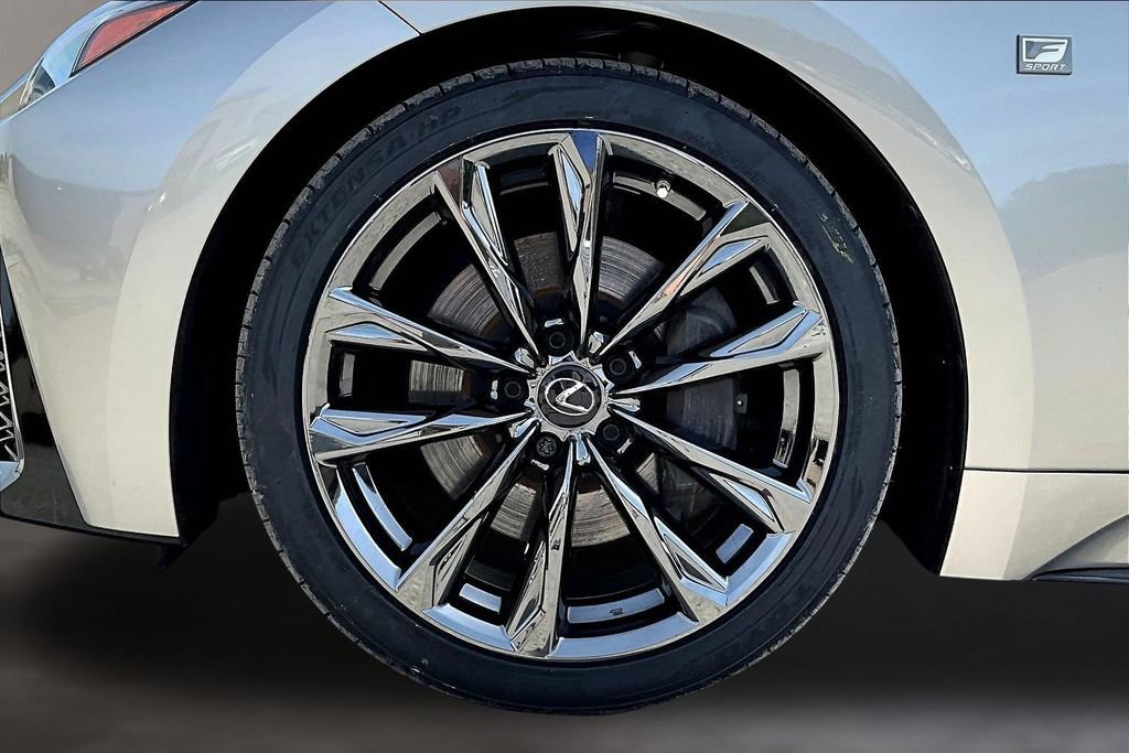 Used 2022 Lexus IS 350 F Sport image 32
