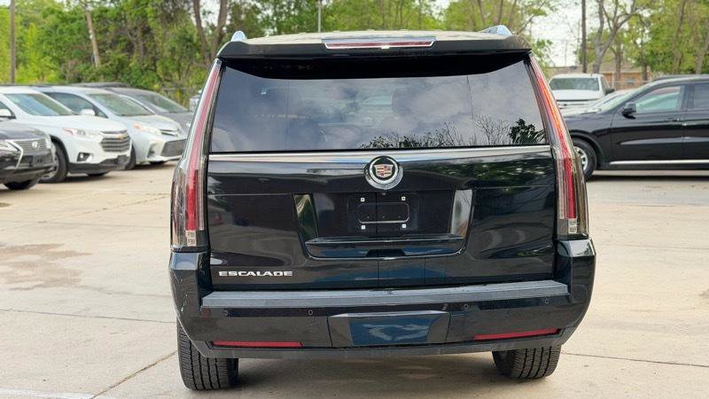 Used 2015 Cadillac Escalade ESV Luxury RWD image 5