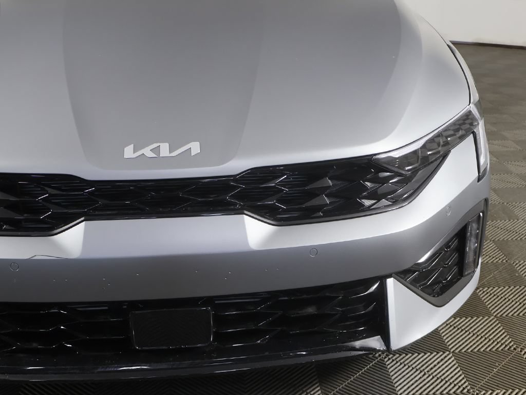Used 2025 Kia K5 GT-Line w/ GT-Line Premium Package FWD image 15