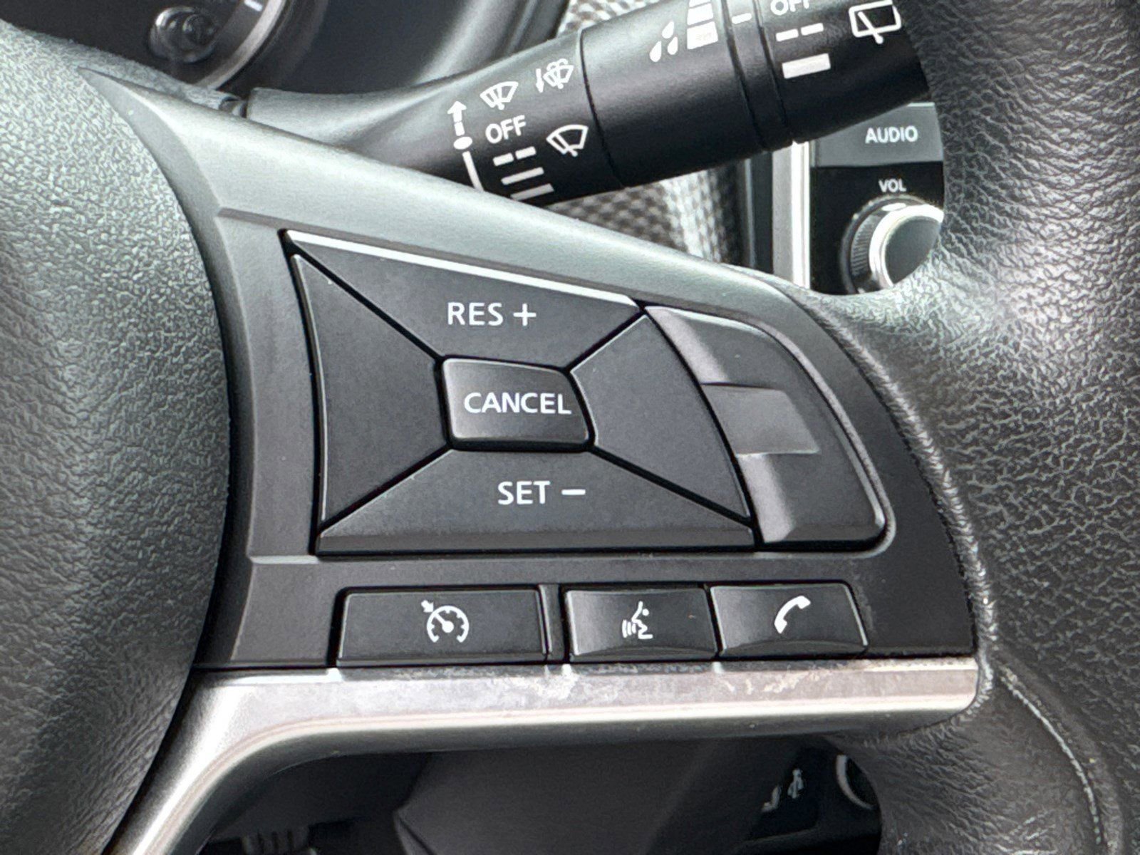 Used 2020 Nissan Kicks SV FWD image 22