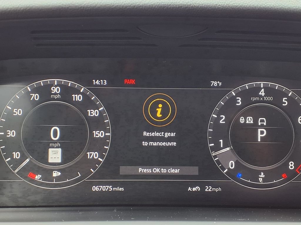 Used 2019 Land Rover Range Rover Sport Supercharged AWD/4WD image 14