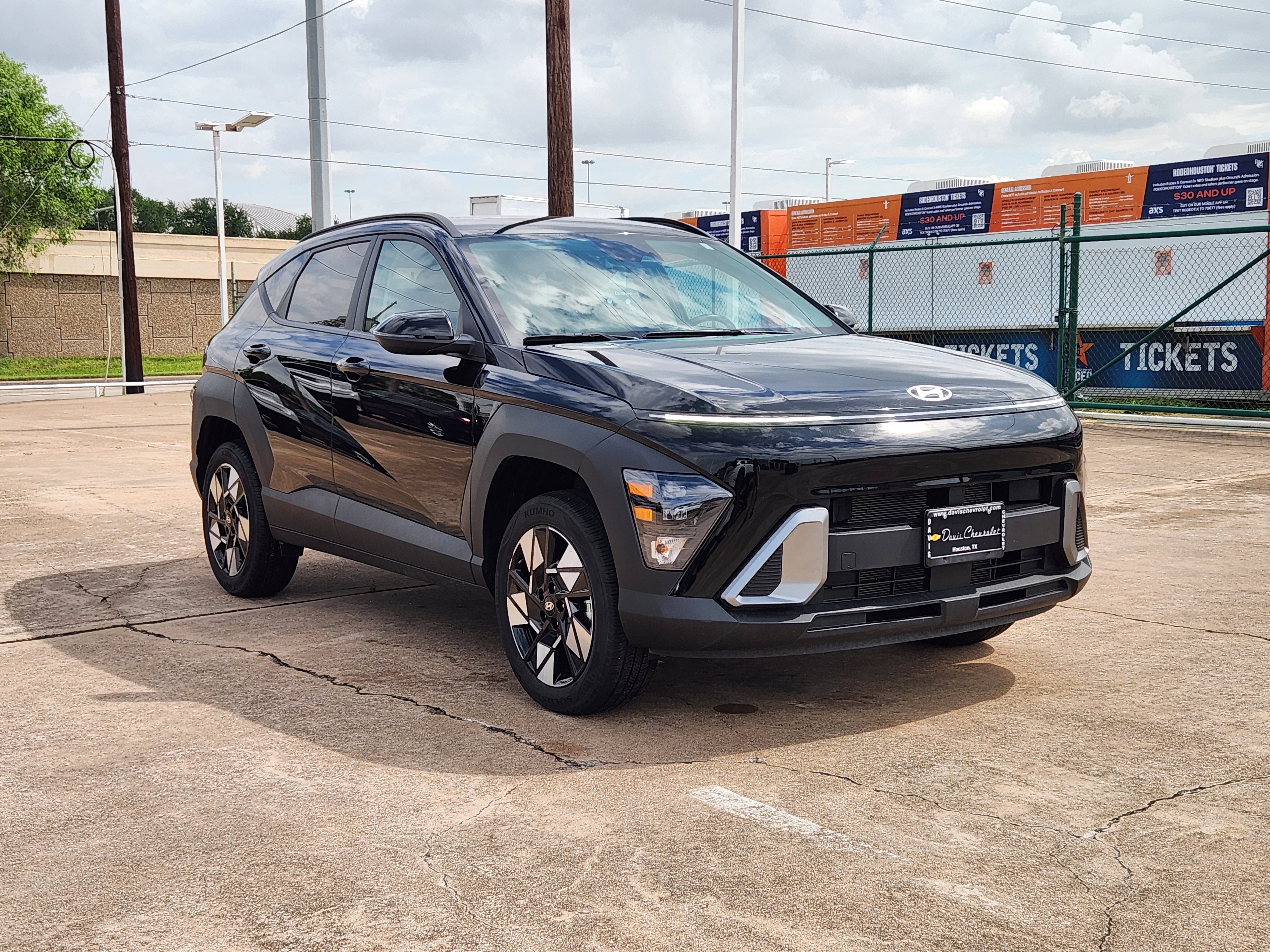 Used 2025 Hyundai Kona SEL AWD/4WD image 4